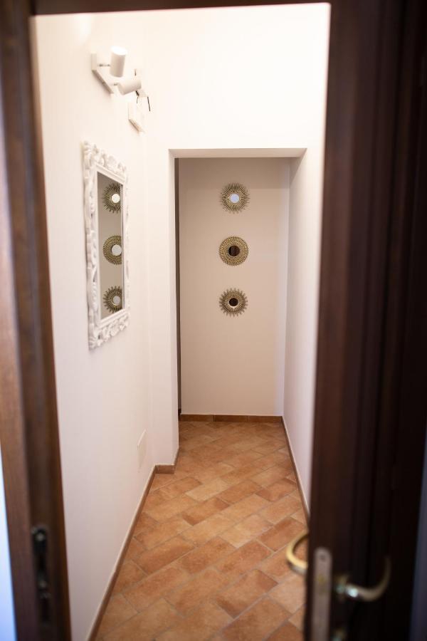 Dimora Del Sole - Intero Appartamento LʼAquila Exterior foto
